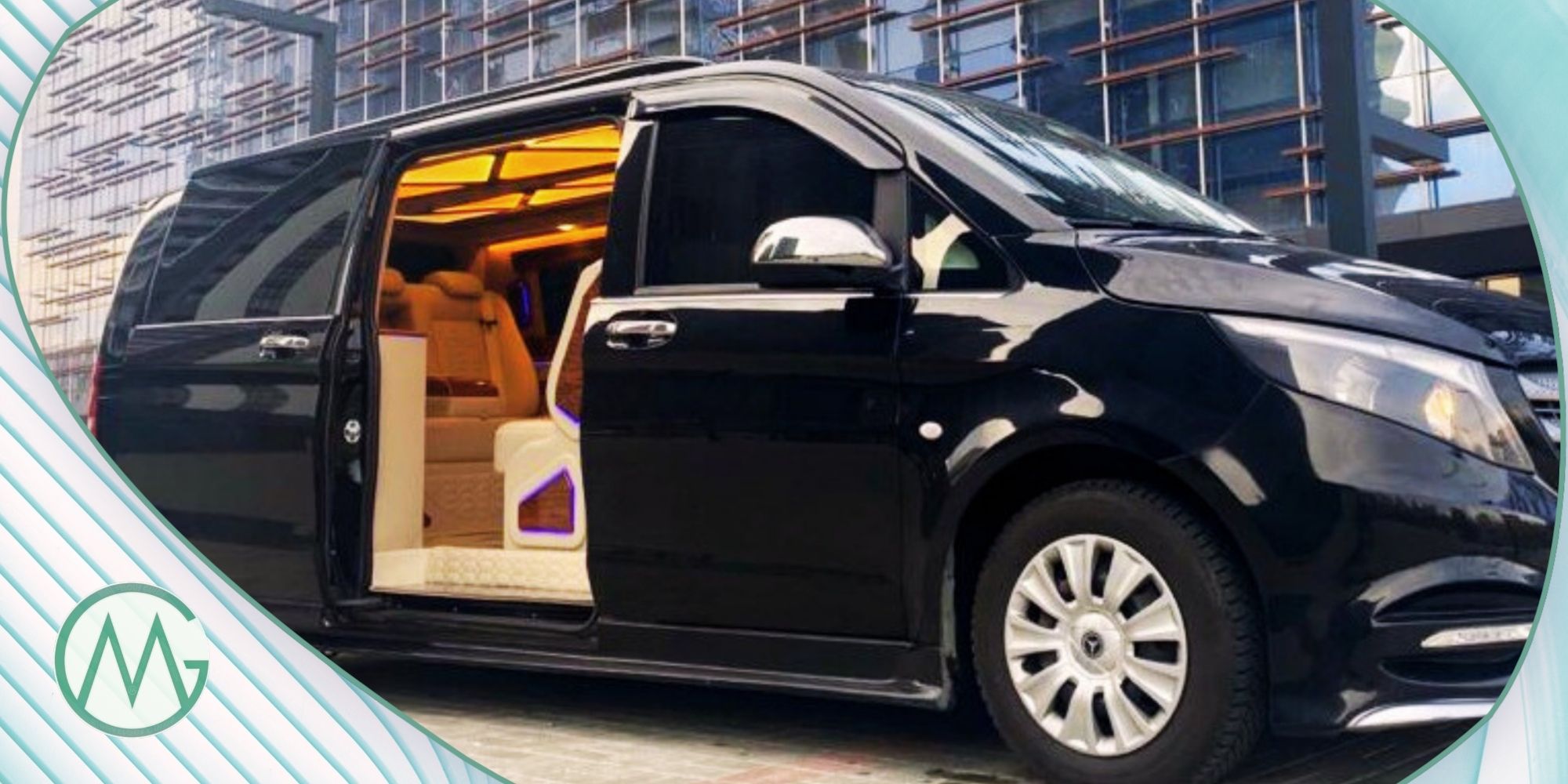 سيارة مع سائق انطاليا